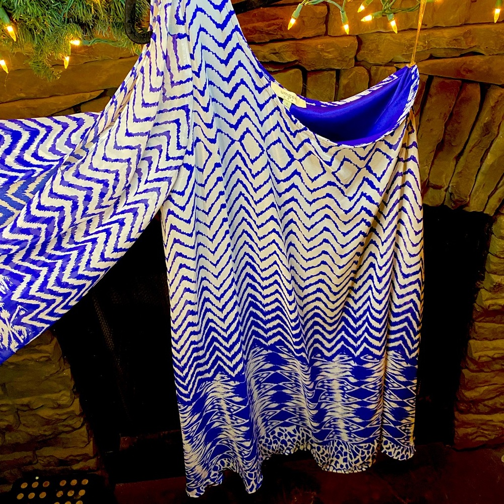 Off the shoulder summer dress! White and blue
